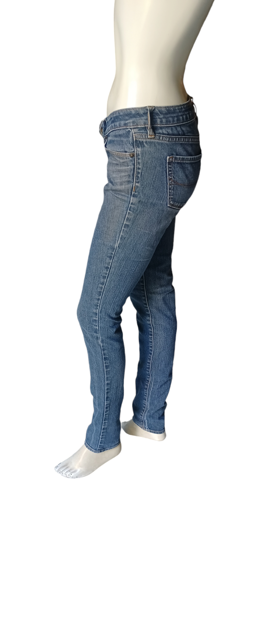 Sku 10422 PRE-OWNED.....Bullhead Skinny Jeans Size 3L