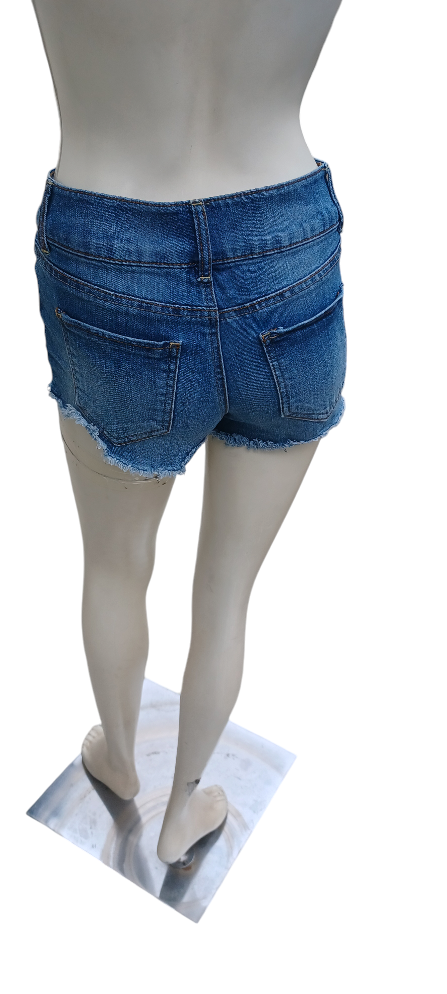 Sku 60427 PRE-OWNED......Refuge Jean Shorts Size 0