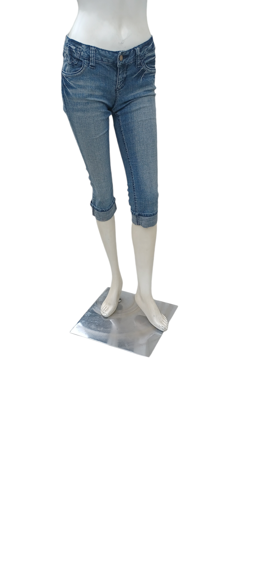Sku 10027 PRE-OWNED....SO Crop Jeans Size 3