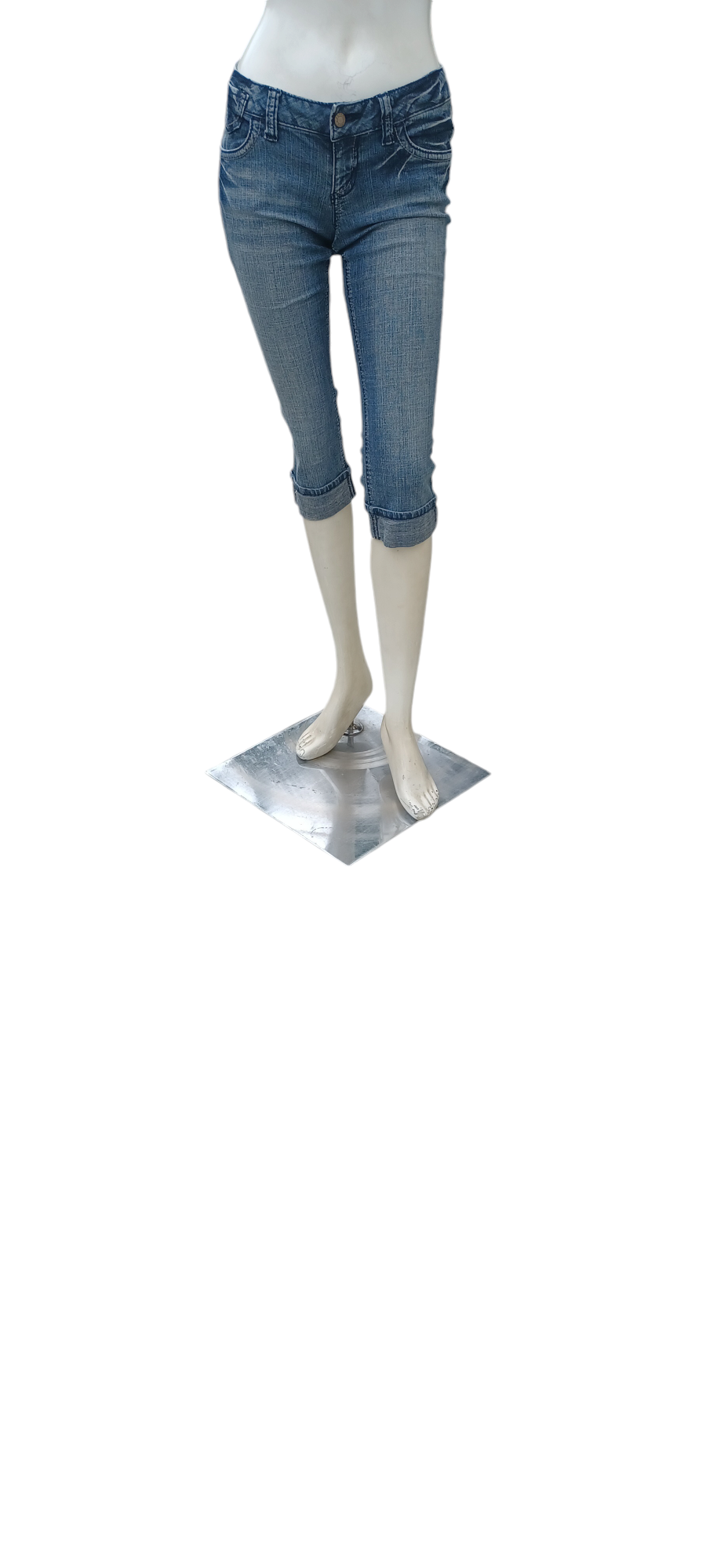 Sku 10027 PRE-OWNED....SO Crop Jeans Size 3