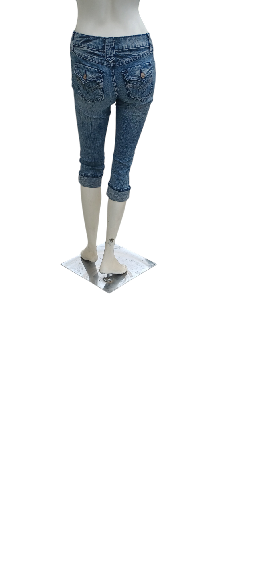Sku 10027 PRE-OWNED....SO Crop Jeans Size 3