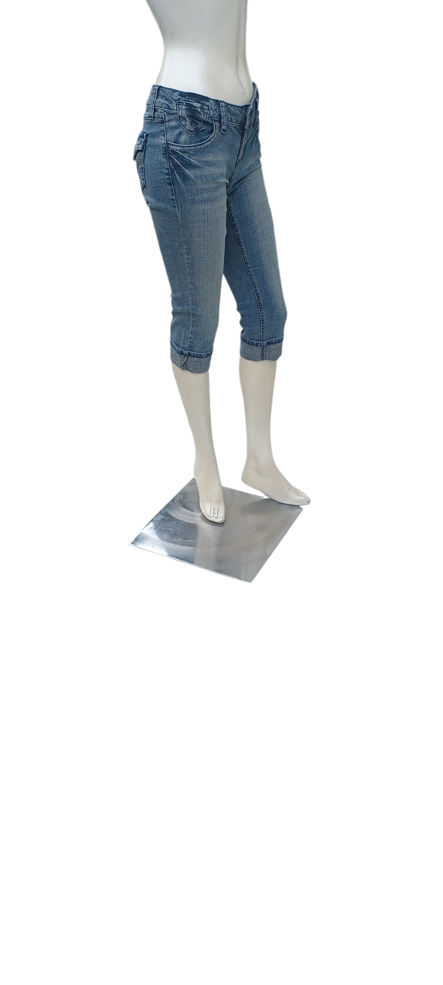 Sku 10027 PRE-OWNED....SO Crop Jeans Size 3
