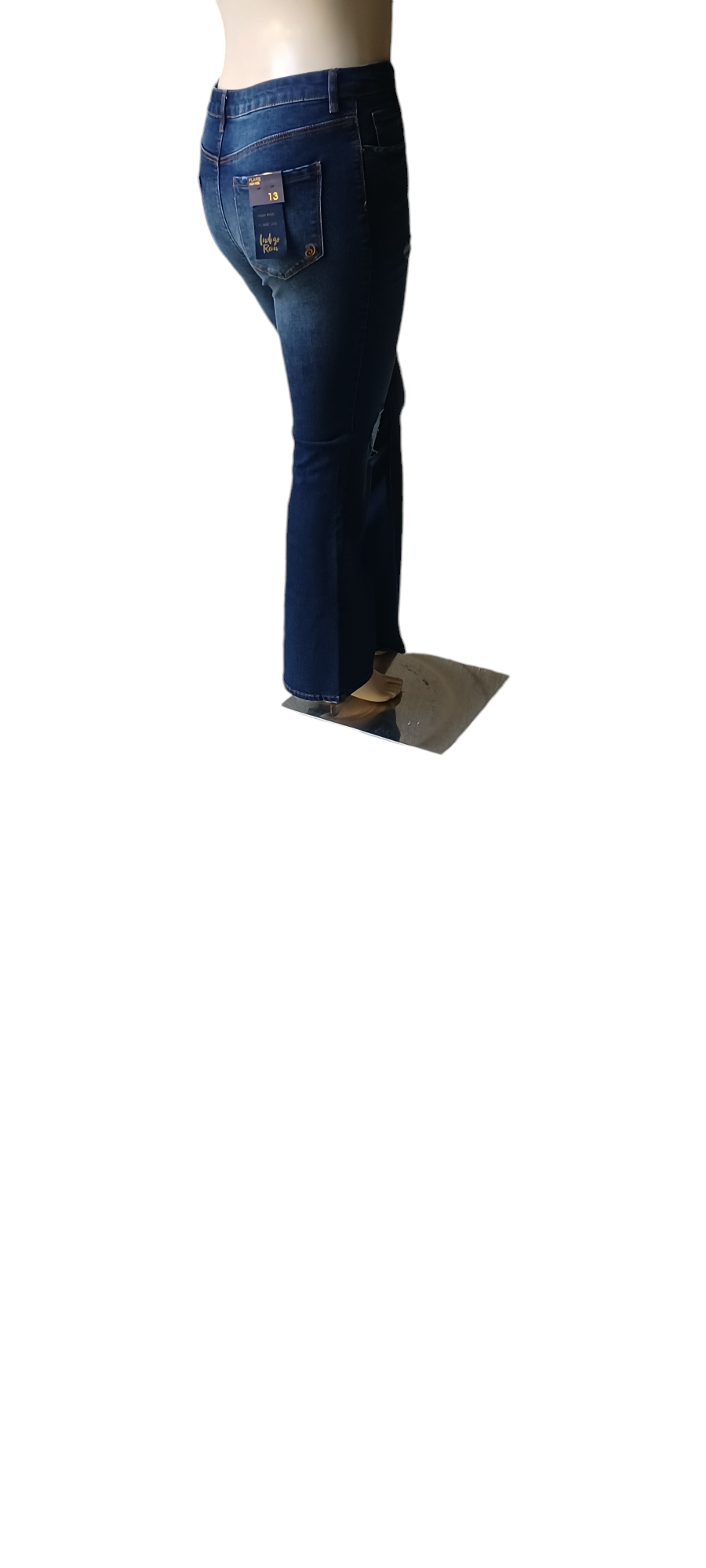 548517......Preowned Indigo Rein Flare High Rise Jeans Size 13