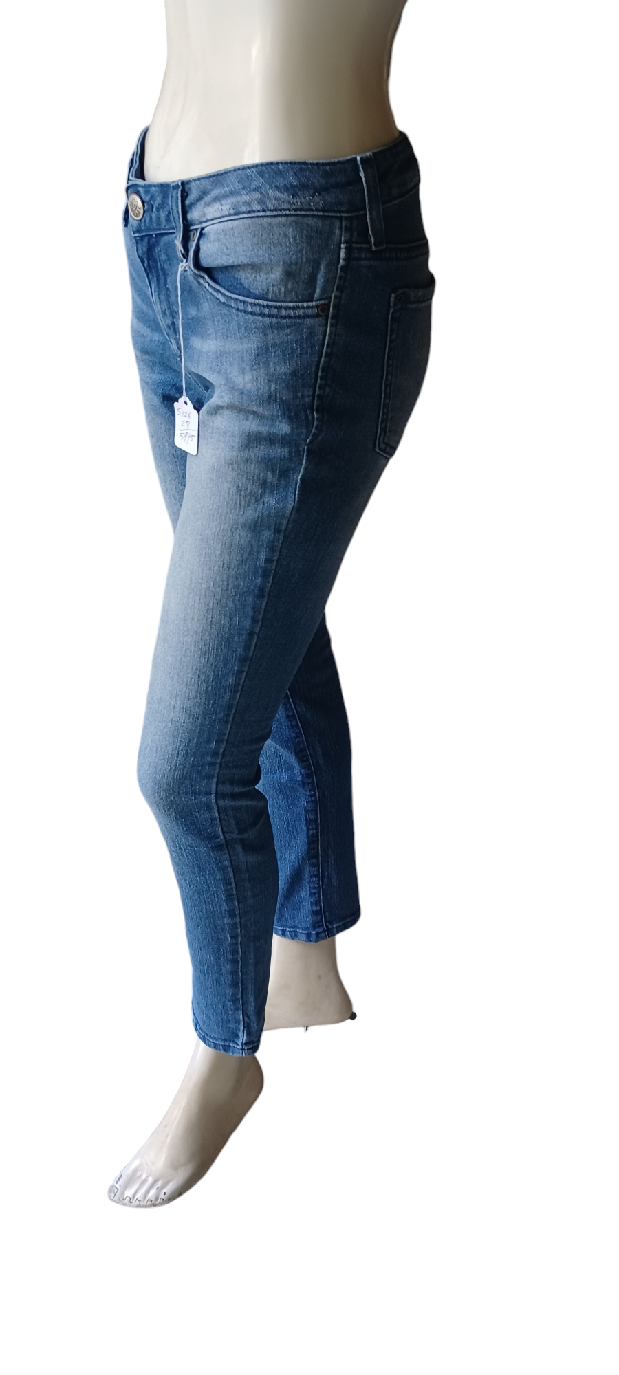 594531....Preowned Jessica Simpson Skinny Jeans Size 28