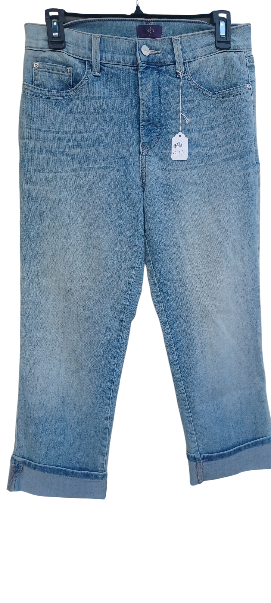 4114.....Preowned NYDJ Cuffed Cropped High Waisted Jeans Size 6