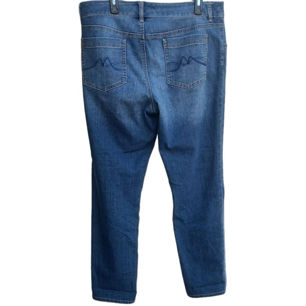 800138....NY&C Slouch Straight leg Jeans Size 14, W36" 30"Inseam 10" Rise