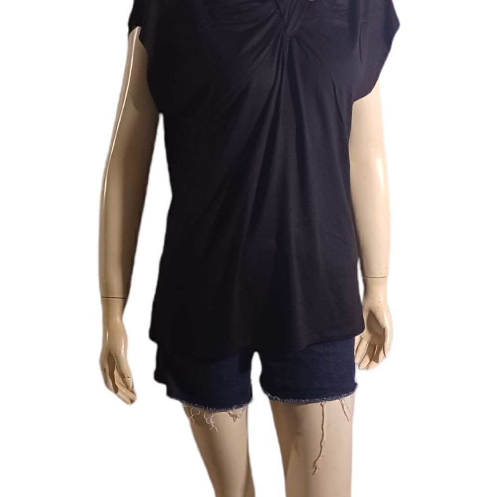 608033....Criss-cross Top Mock Neck Size XL