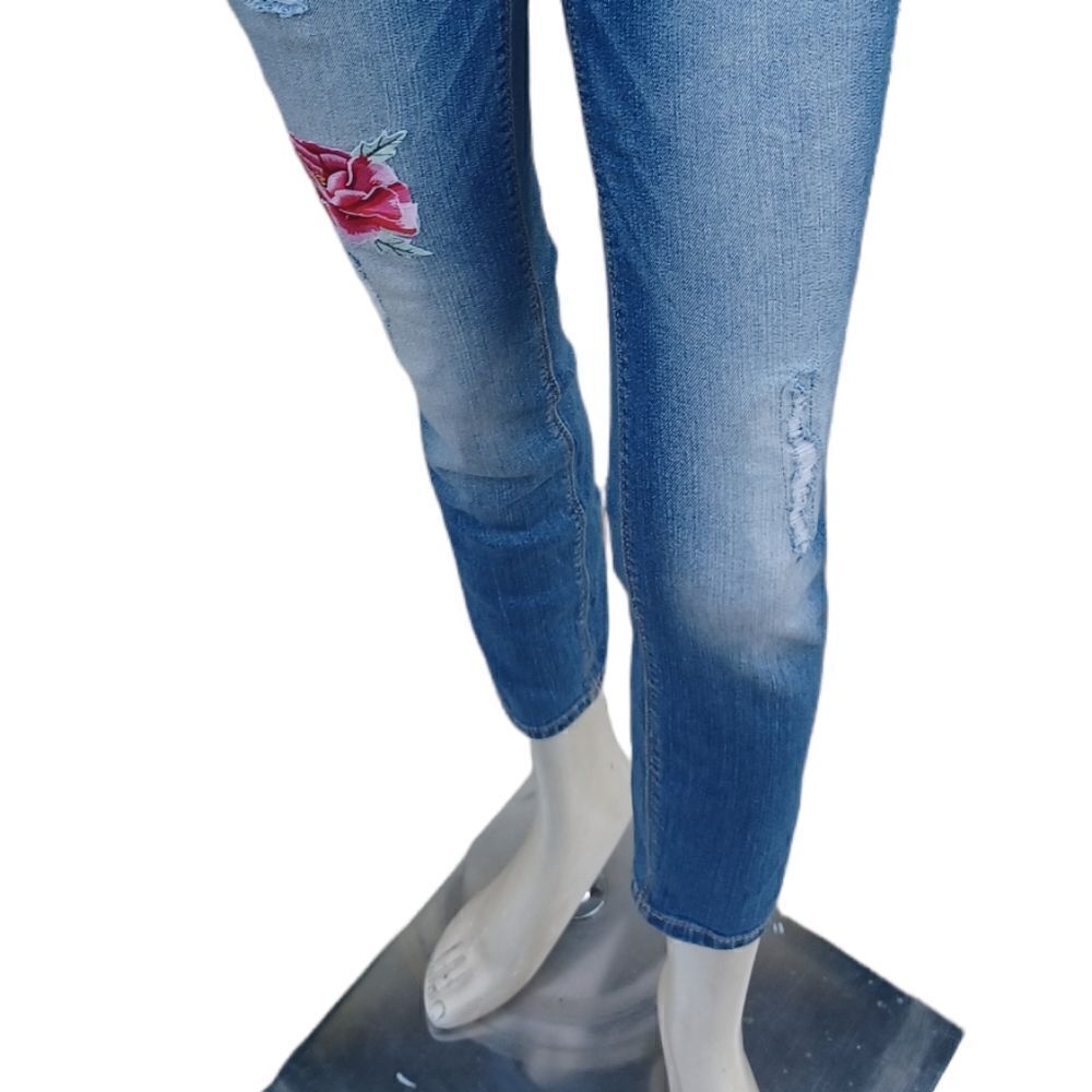 61276...Black Daisy Skinny Jeans 0/24 Size