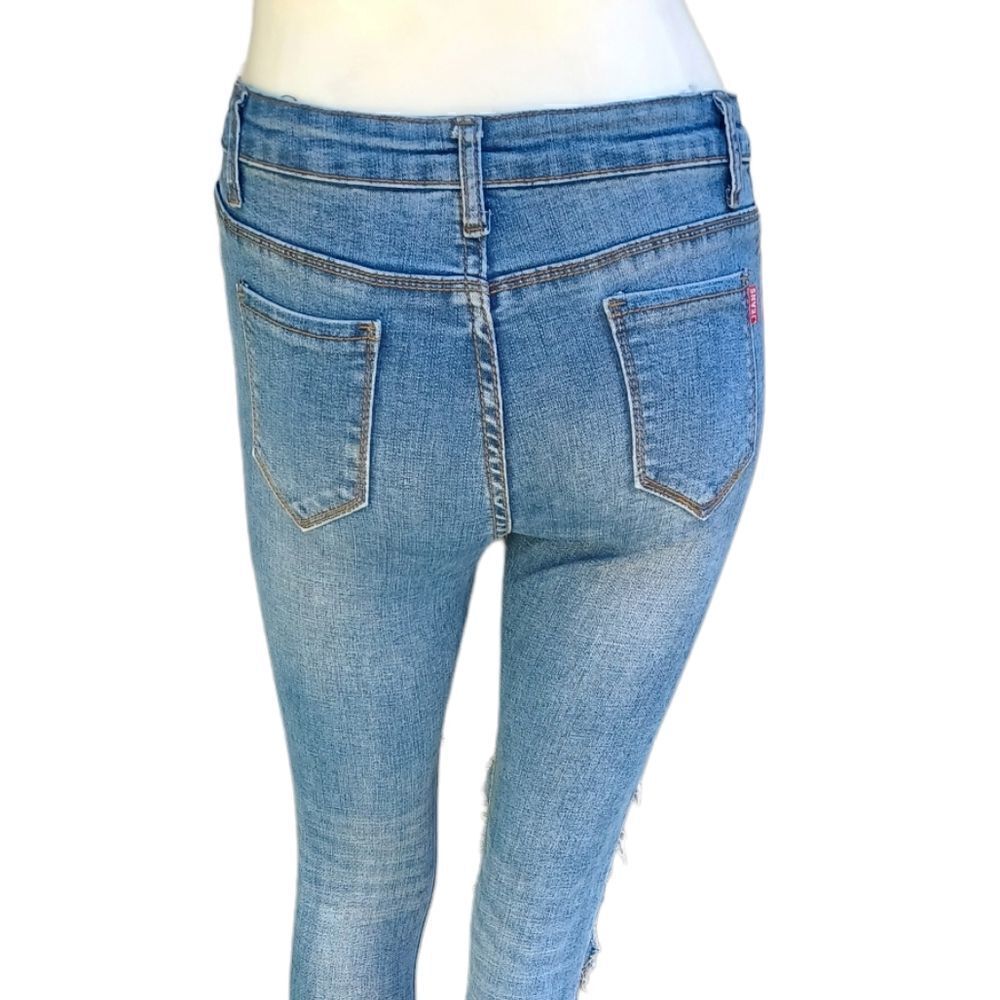623031.....Skinny Jeans Size 28" Waist