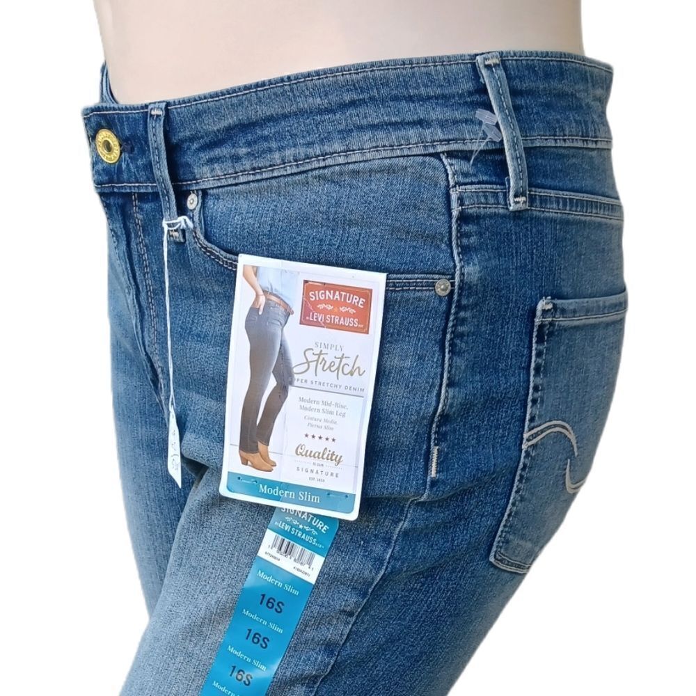 534135...Signature by Levi Strauss Modern Slim Size 16S