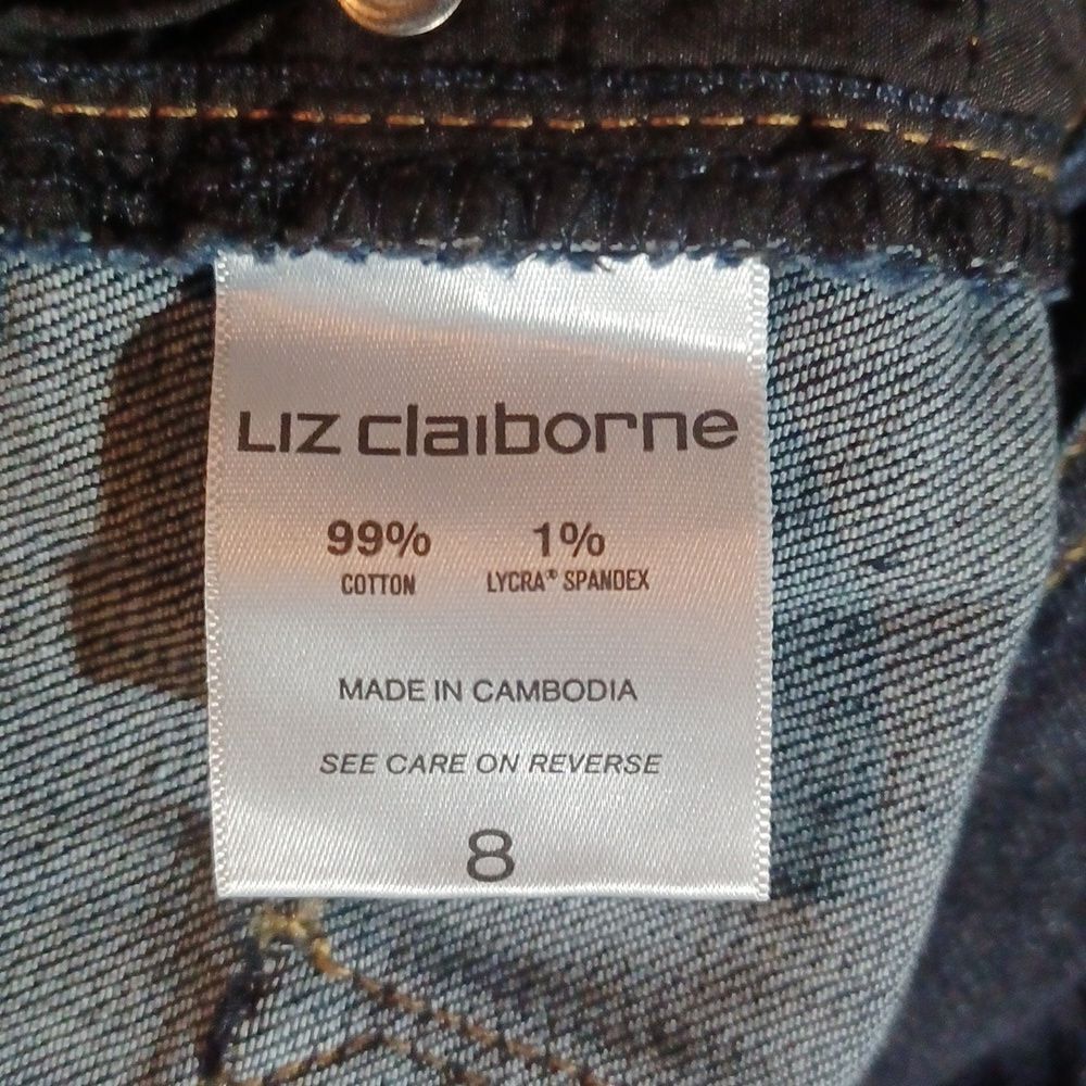 624720....Liz Clairborne Boyfriend Skinny Jeans Size 8, W31" 29"Inseam . 9"Rise