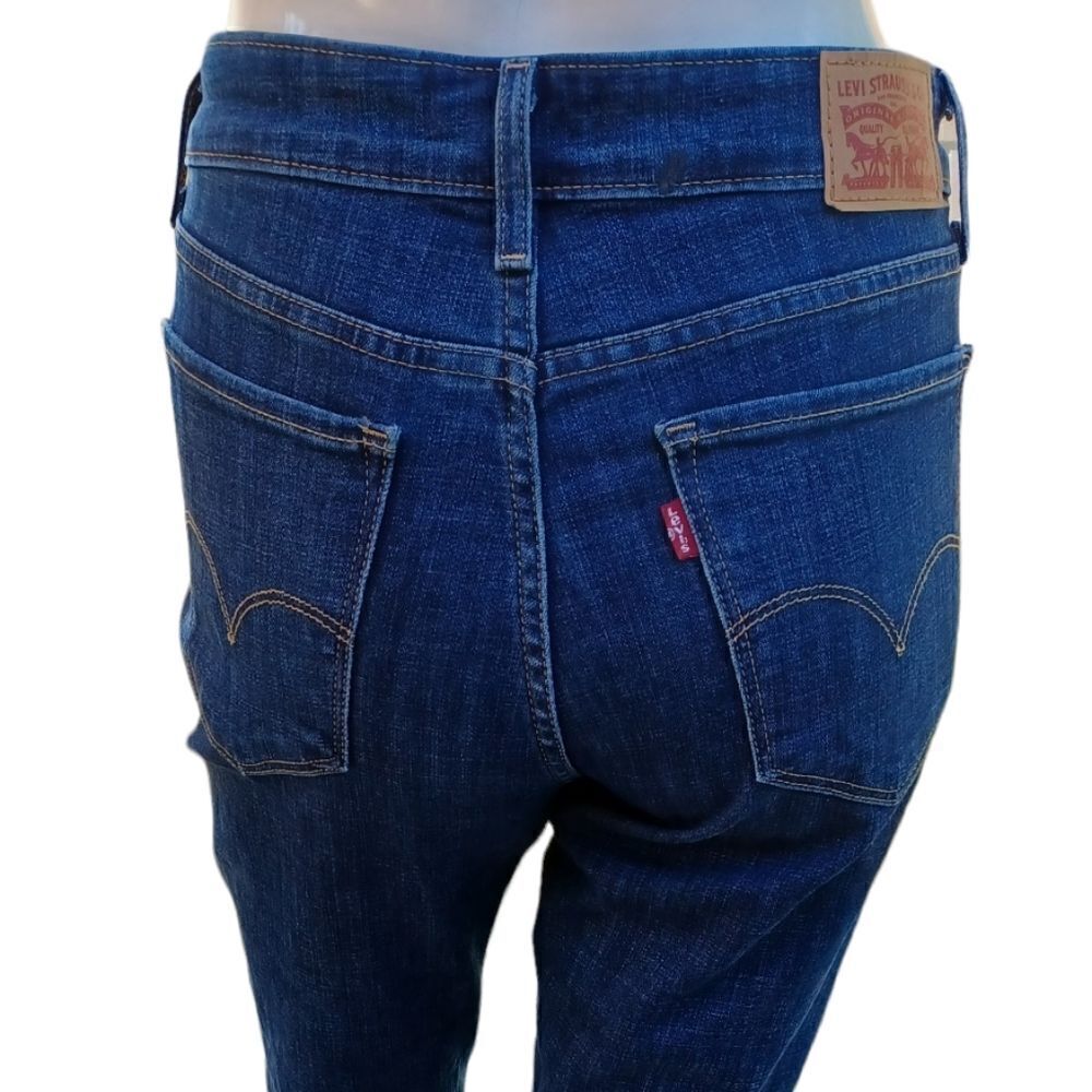 649032.....Levi's 711 Skinny Jeans Size 29