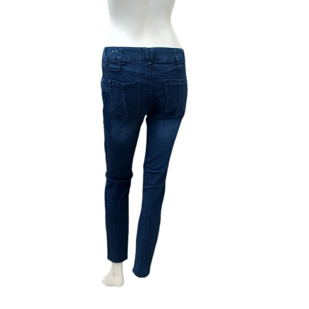 689545....Jolt Skinny Jeans Size 5, W28" 28"Inseam 7"Rise