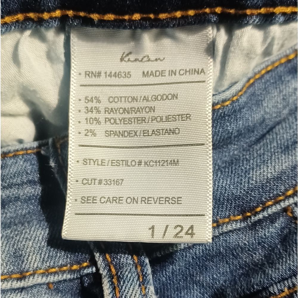 689445....Kancan Skinny Jeans Size 1/24, 28"Inseam 8"Rise