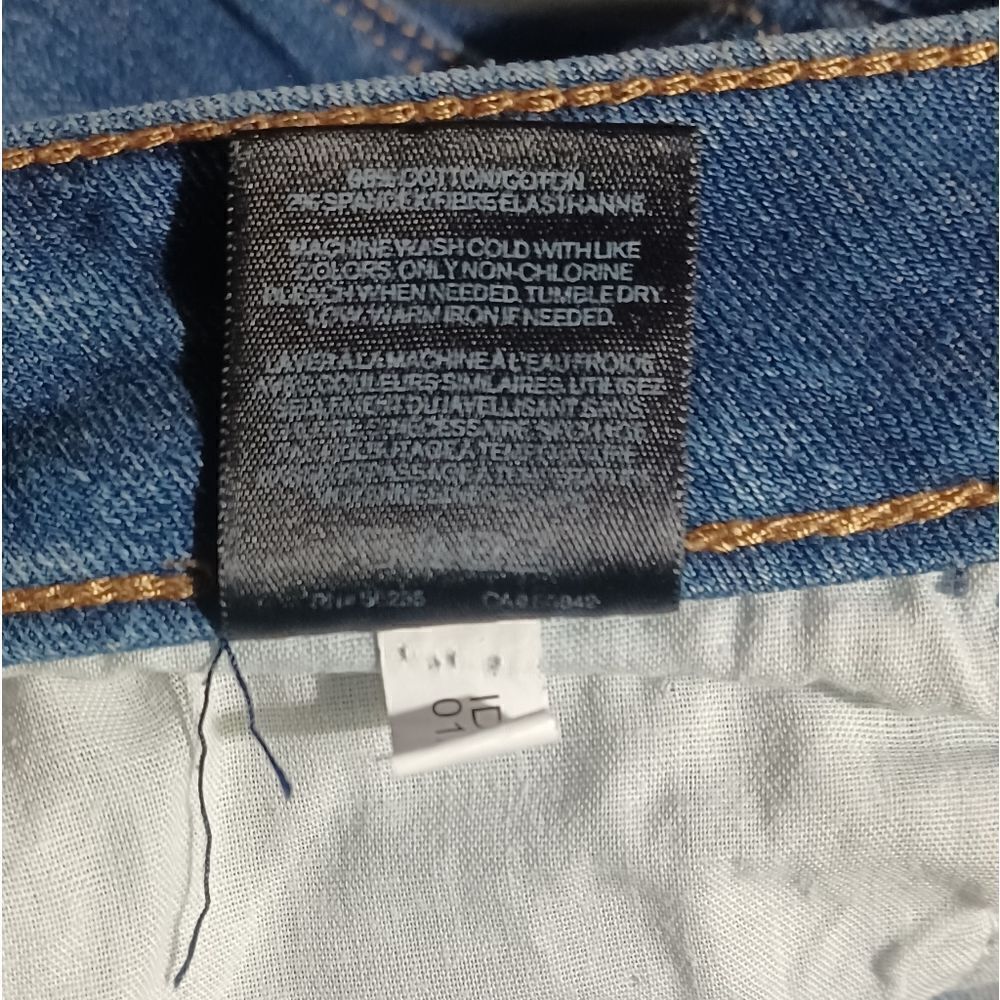 651525...Express Boyfriend Jeans Size 0, W30" 26"Insesm 8"Rise