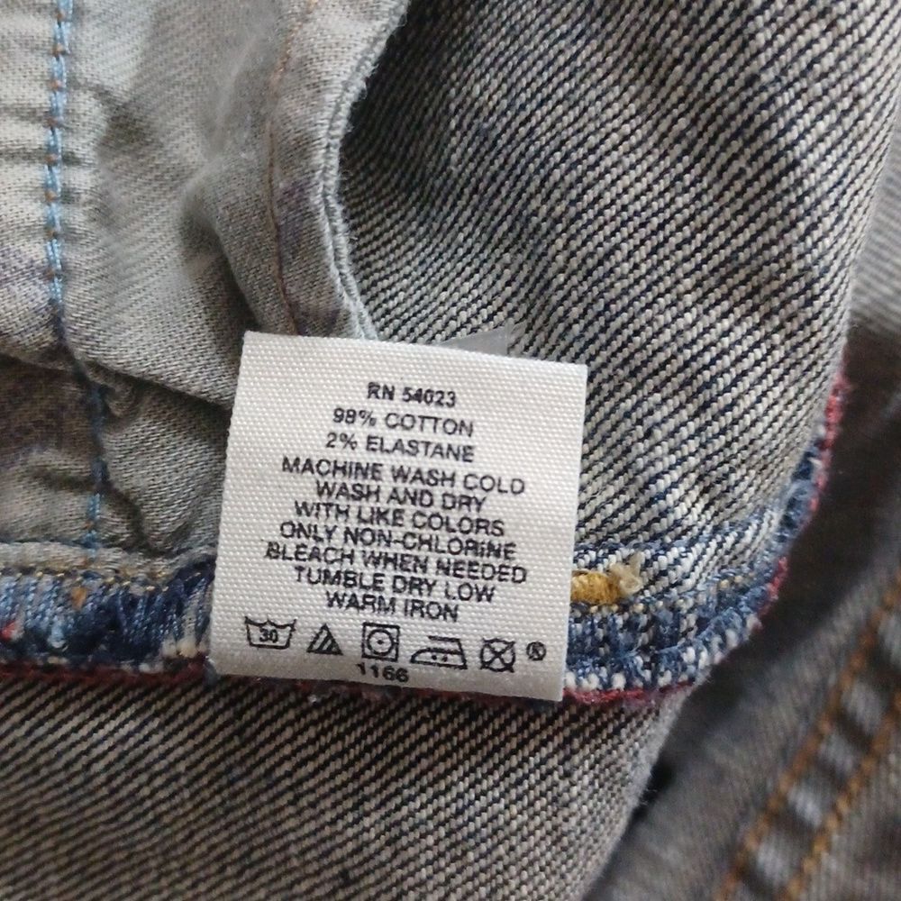 10211...Gap Wide leg Jeans Size 14R, 34" Waist 10" Rise 30" Inseam