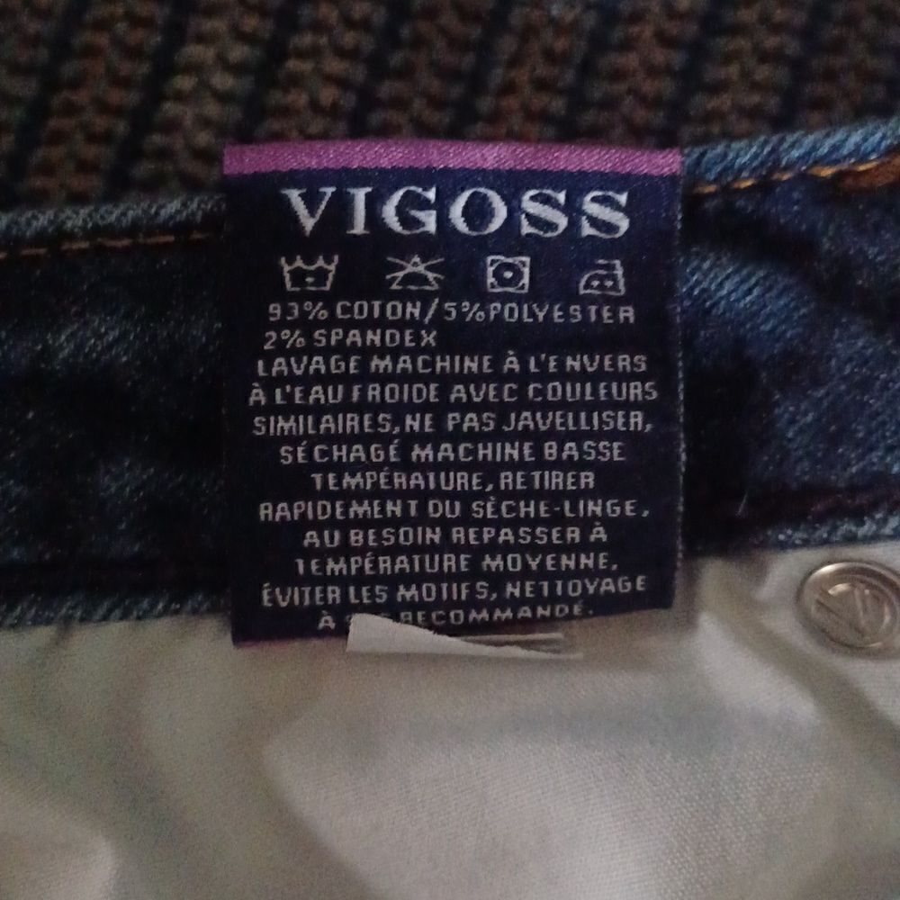 668243......Vigoss Skinny Jeans Size 26W 27L, 8"Rise