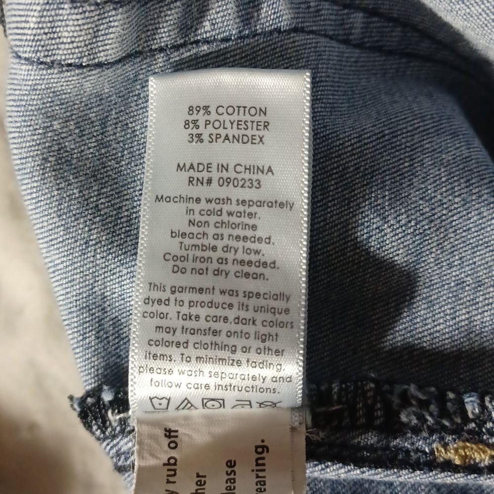 664942.....Pacsun Skinny Denim Jegging Size 26, W24" 25"Inseam 9"Rise