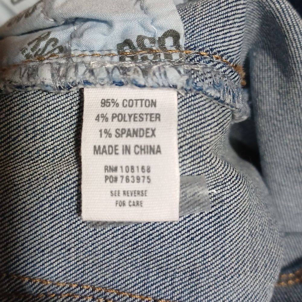 618827...RSQ Skinny Jeans Multiple Sizes available, 10"Rise