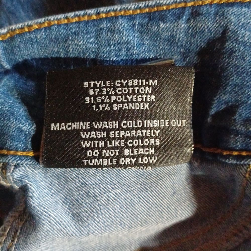 669844.....Chiole Skinny Jeans Size 3, W24" 29" Inseam 9"Rise