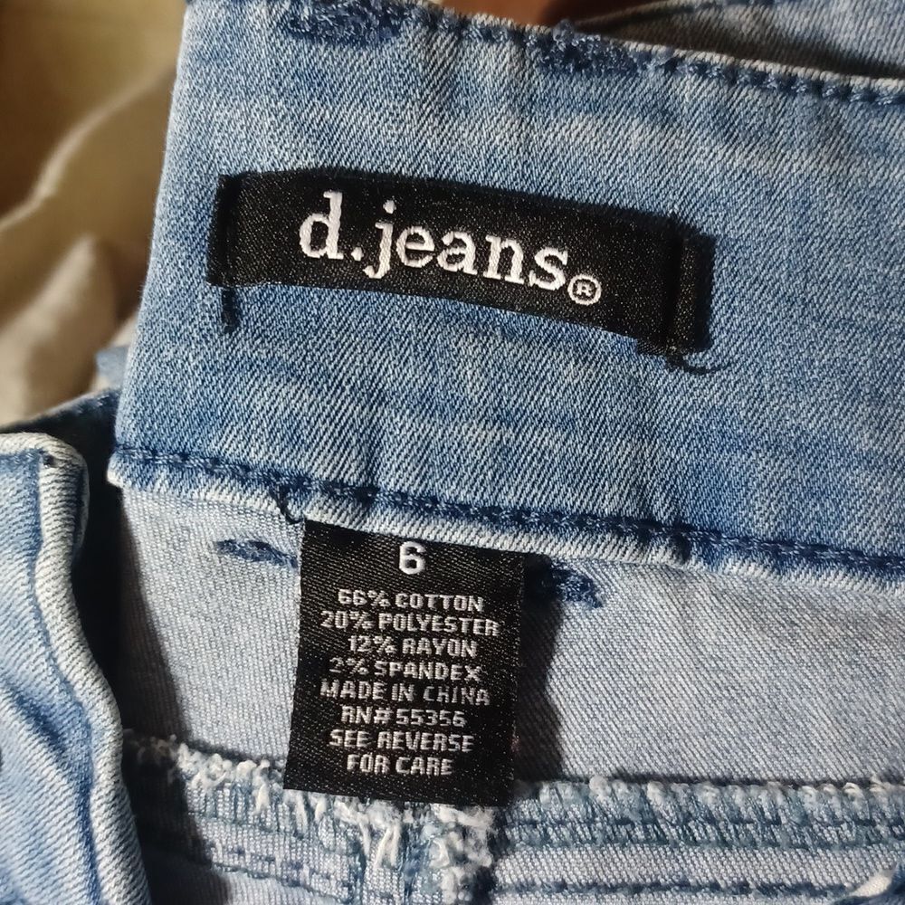7007140.....d.Jeans Skinny Ankle Size 6, W28" 25"Inseam 9"Rise