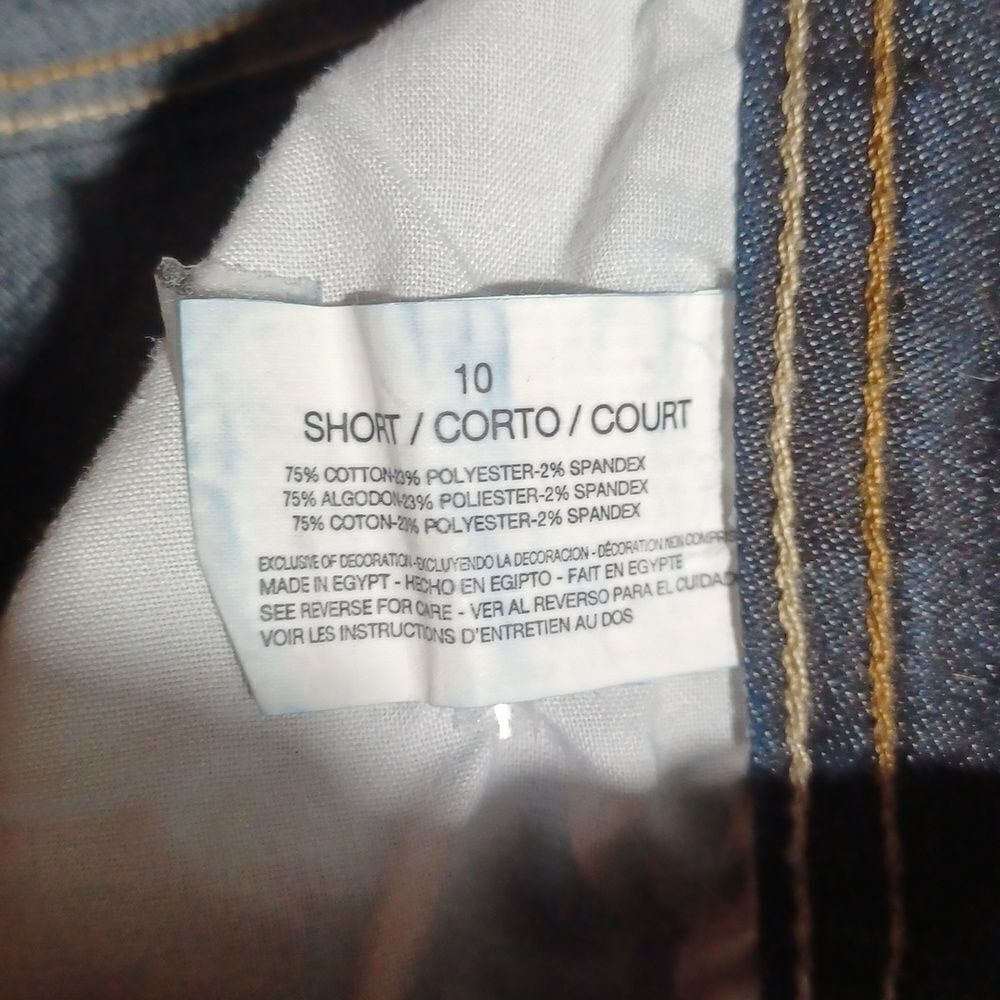 419411....Gloria Vanderbilt Bootcut Jeans Size 10, W28" 28"Inseam 9"Rise