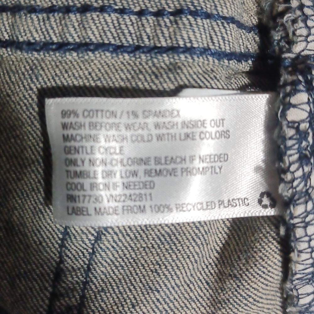 541927...Original Use Mom Skinny Jeans Size 34, 30"Inseam 10"Rise