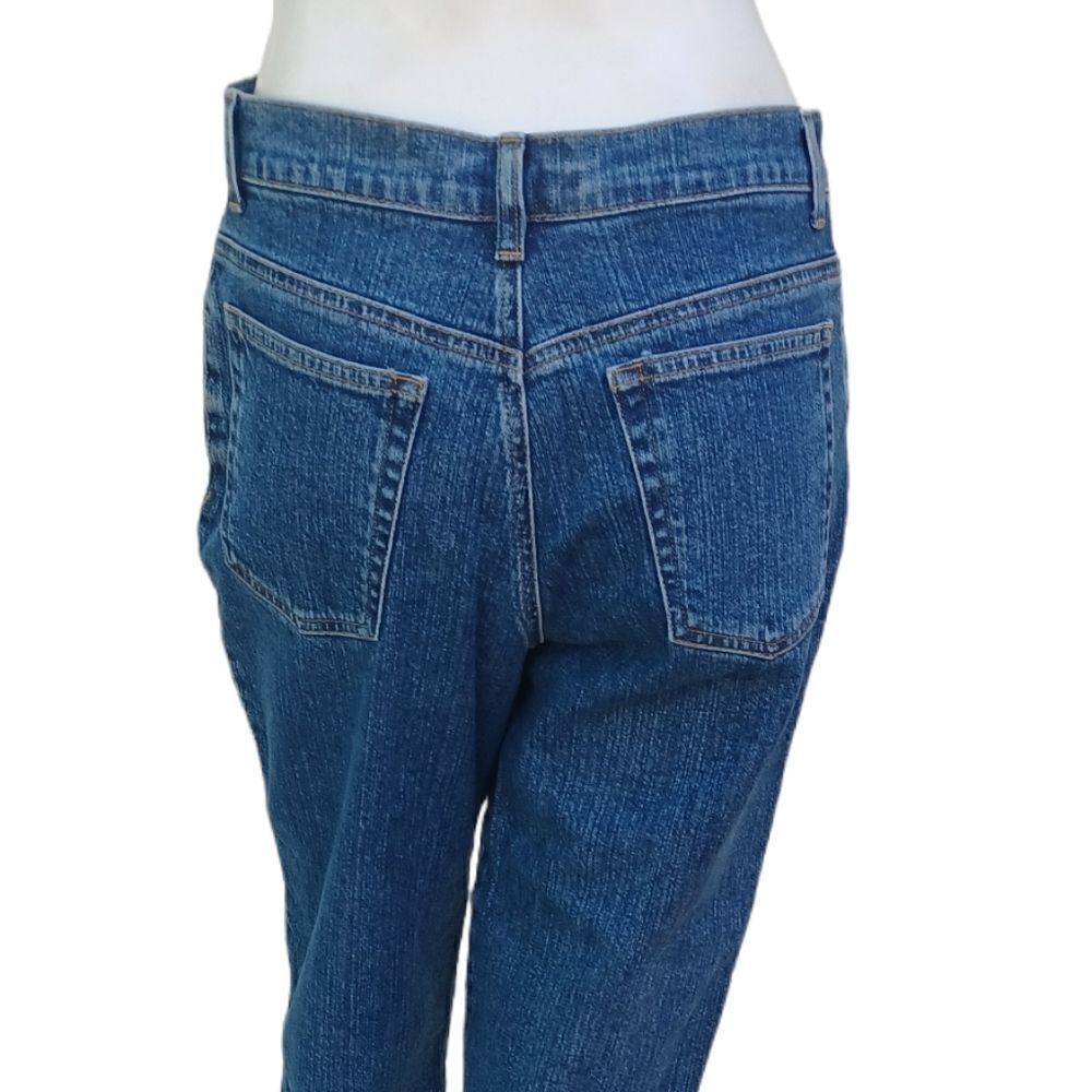 44828...Jones Sports Crop Jeans Size 6, W28" 21"Inseam 10"Rise