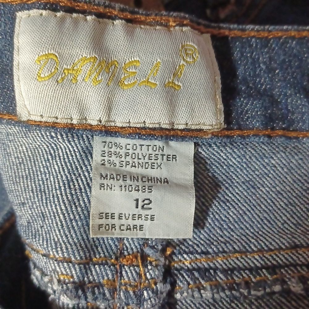 509114.....Daniel. L. Crop Jeans Size Jr. 12