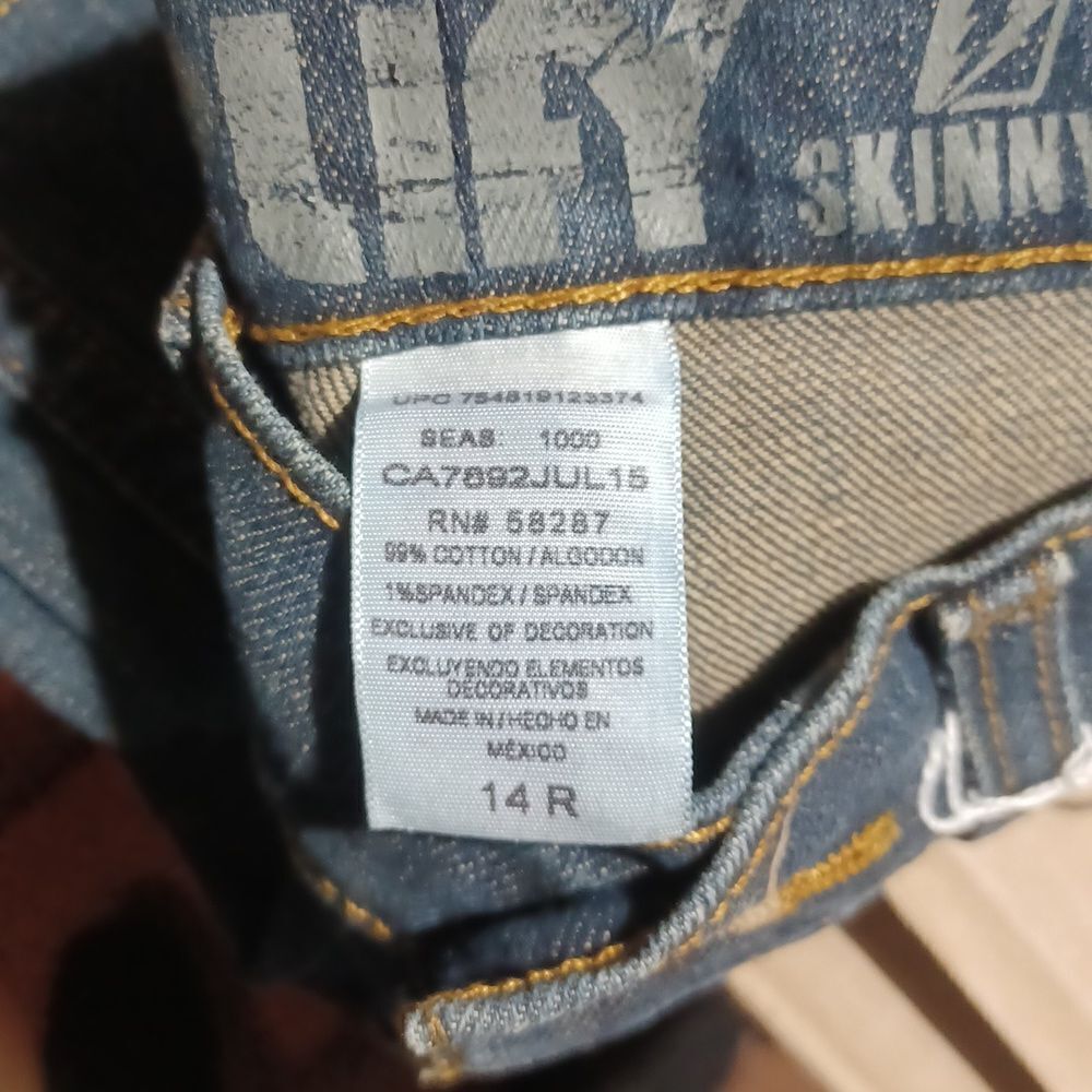 100516...Amplify Skinny Jeans Size 14R