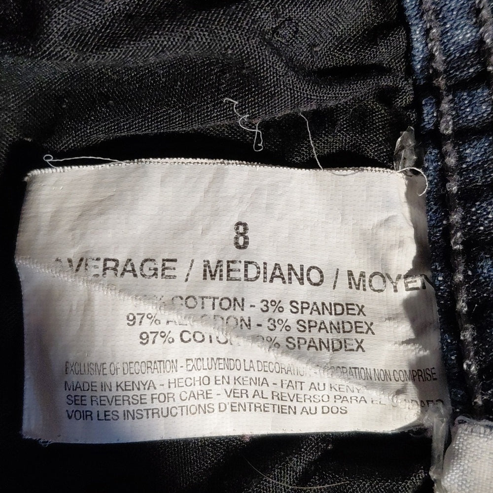 589413....Gloria Vanderbilt Straight leg Jeans Size 8Avg W28" 29" Inseam 10"Rise