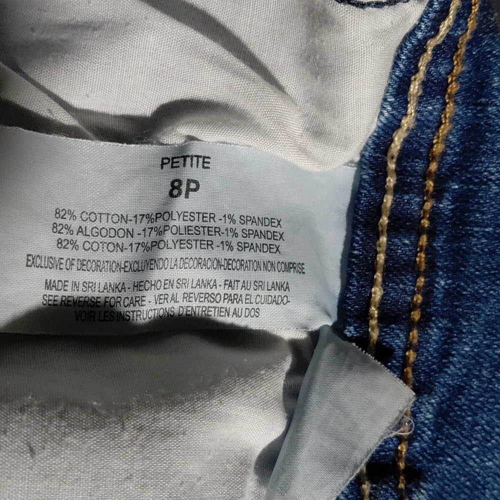 51428...Gloria Vanderbilt Crop Jeans Size 8P, W28" 17"Inseam 10"Rise