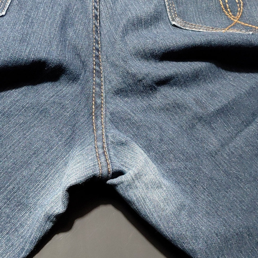 628048....St John's Bay Crop Jeans Size 16 Avg, W34" 12" Inseam 10"Rise
