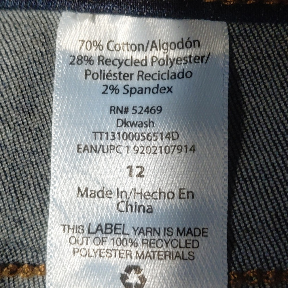 674546...Time And Tru High Rise Crop Jeans Size 12, W30" 24"Inseam 11"Rise
