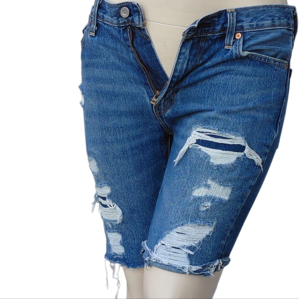 8229...Distressed Levis Blue Denim Women Shorts Size W33