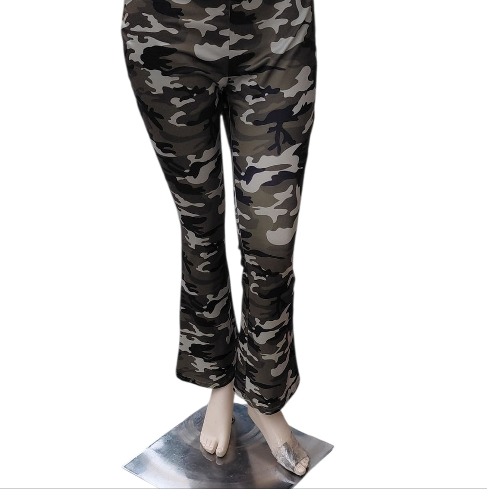 8204.....Camouflage Women's Pants Size XXL