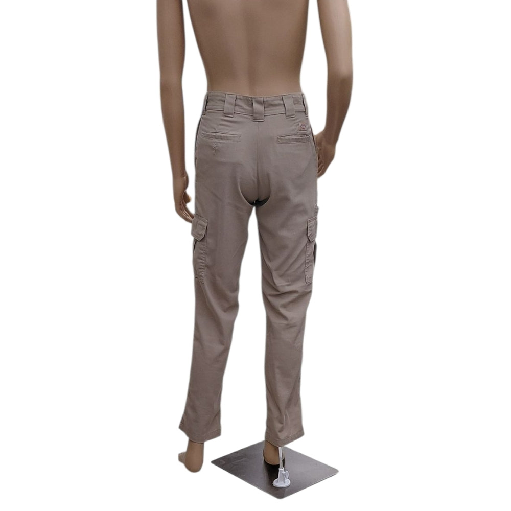8203....Men's Dickies Straight Leg Pants Size 30X32