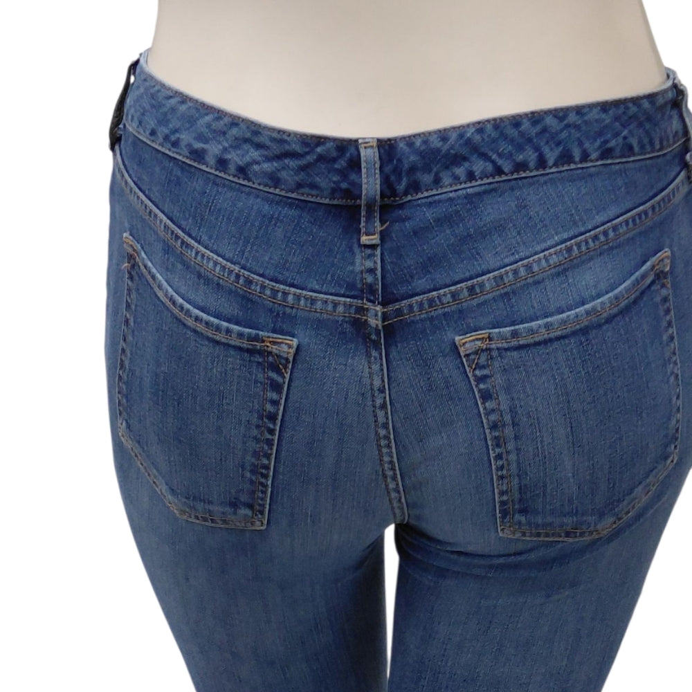 8234....Women's Eddie Bauer Jeans Size 8