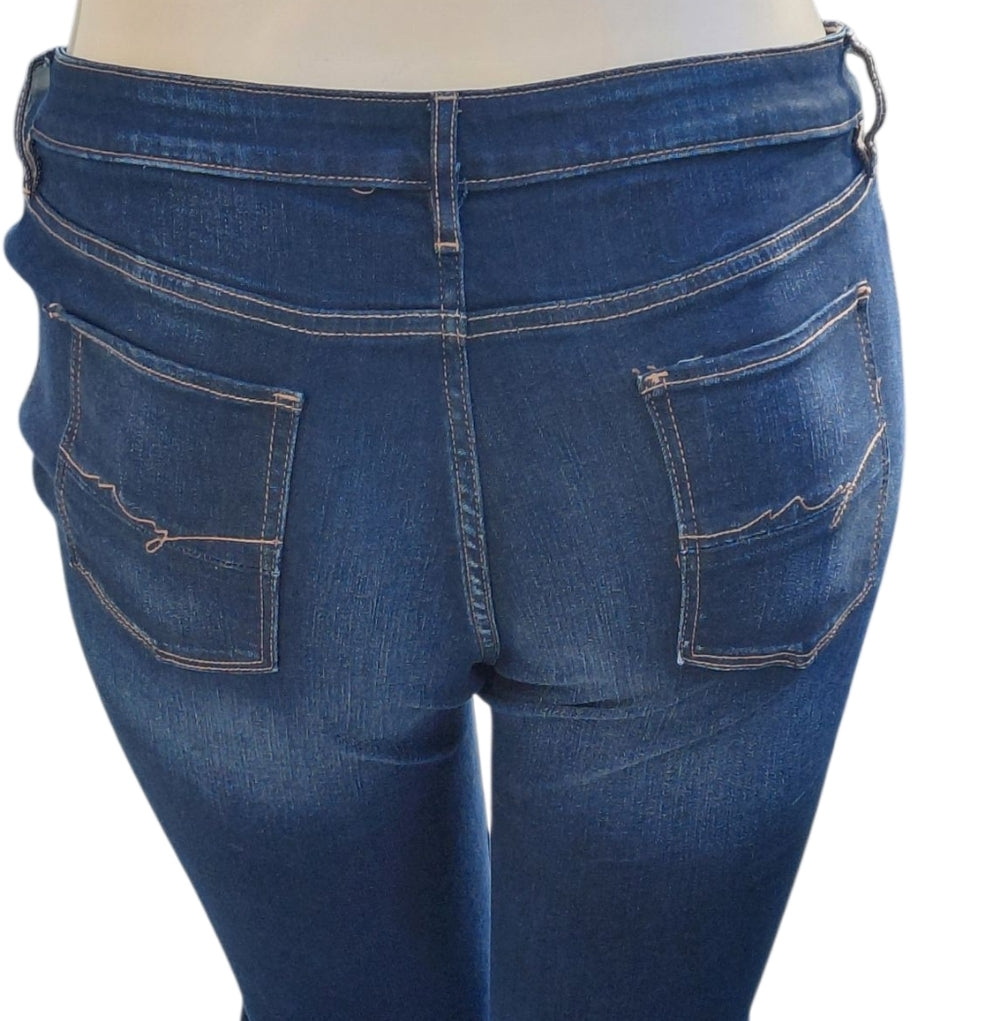 93318...Women's NY&C Bootcut Jeans Size 14 Petite