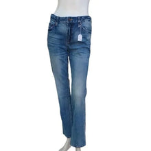 Load image into Gallery viewer, Cat &amp; Jack Straight leg Jeans Size 16Jr, Preowned and in Excellent Condition
