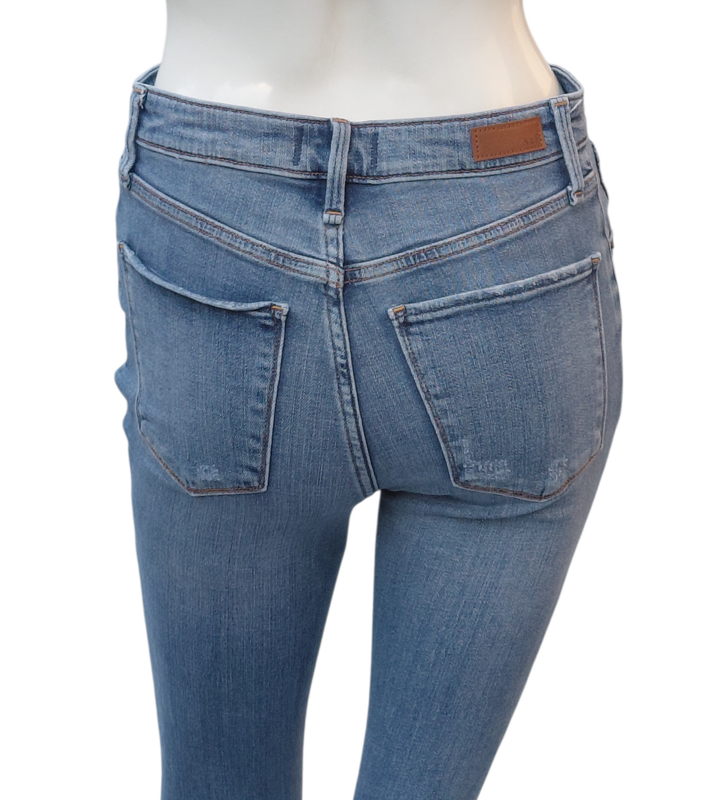 692423....Abercrombie and Fitch Skinny Jeans Size 26/2R, 10"Rise