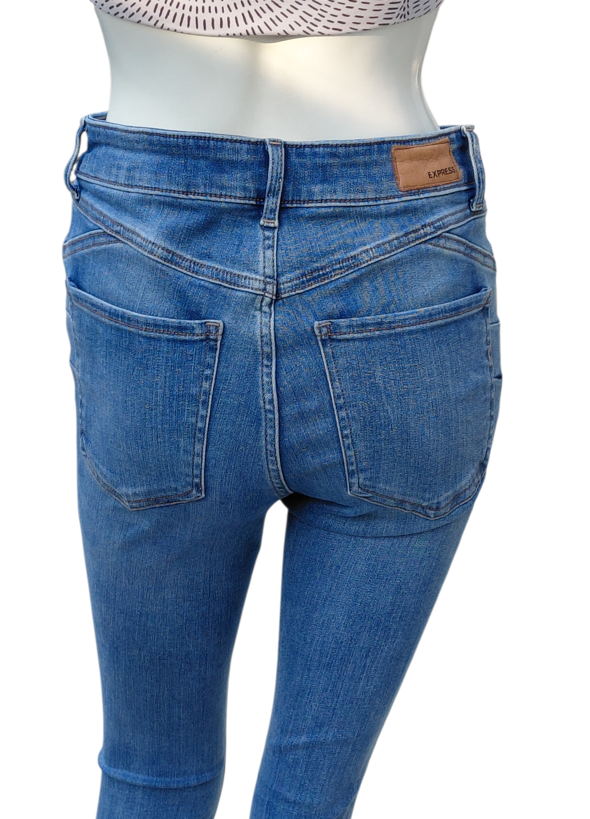 9306.....Preowned Women's Express Skinny Jeans Size Classic Blue Women's Jeans Size 6R/6R