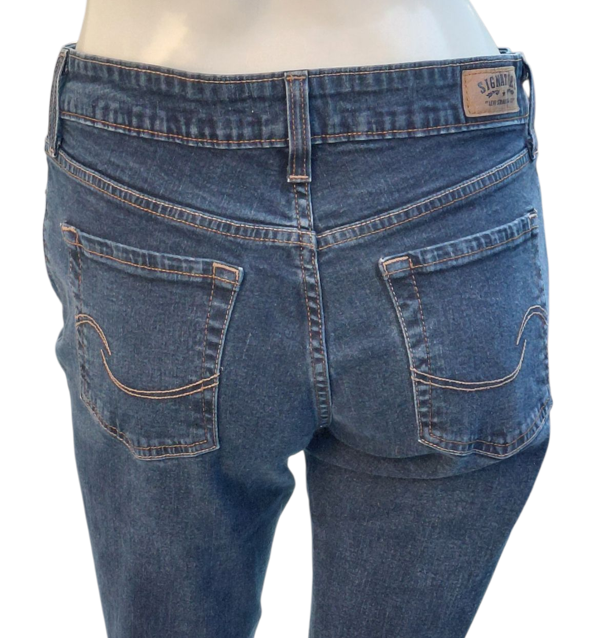 4196....Levi Strauss Mid-Rise Straight leg Jeans Size Misses 8 Medium