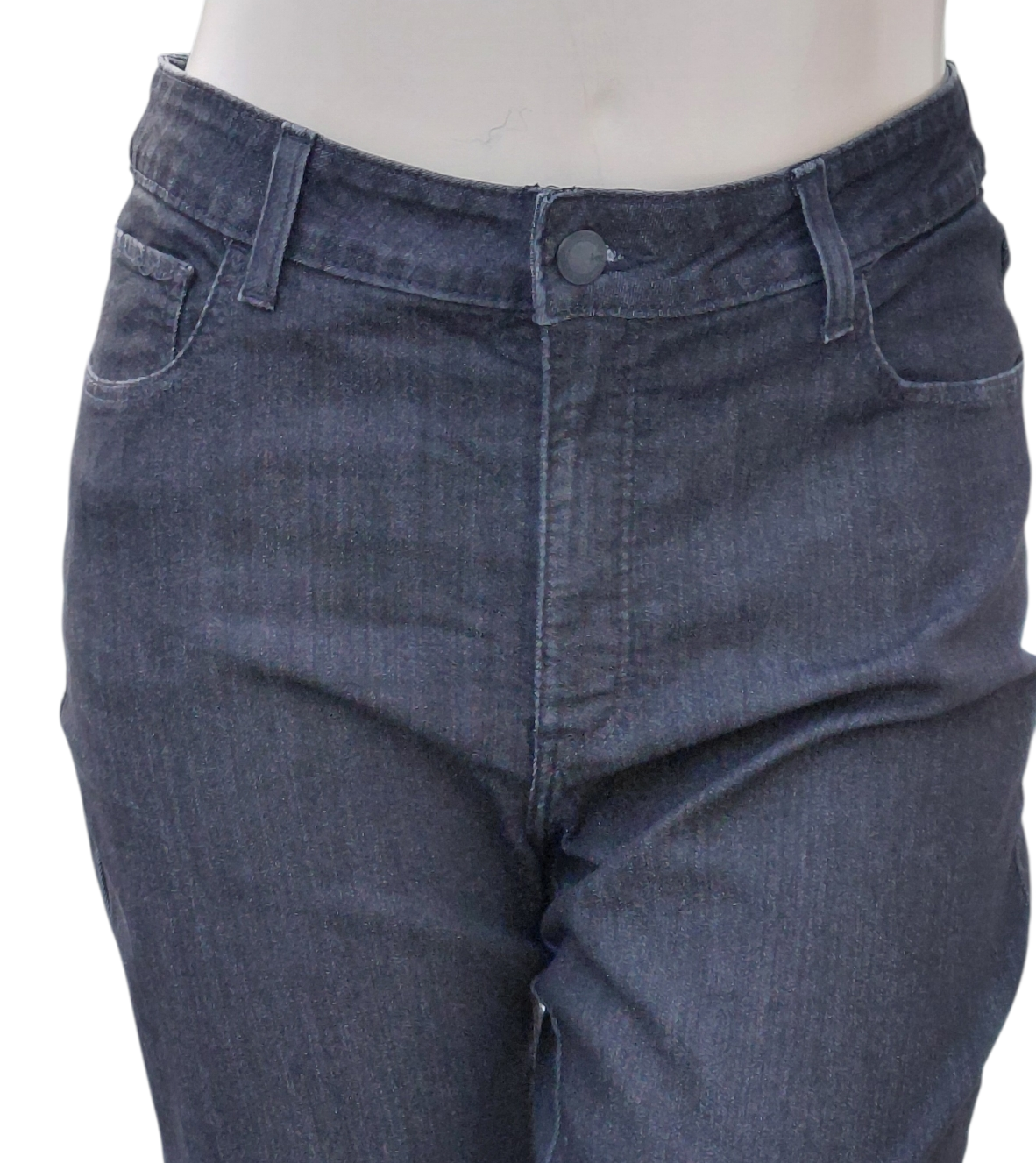 431028...Preowned Straight leg Jeans Size 18W, W34" 31"Inseam 11"Rise