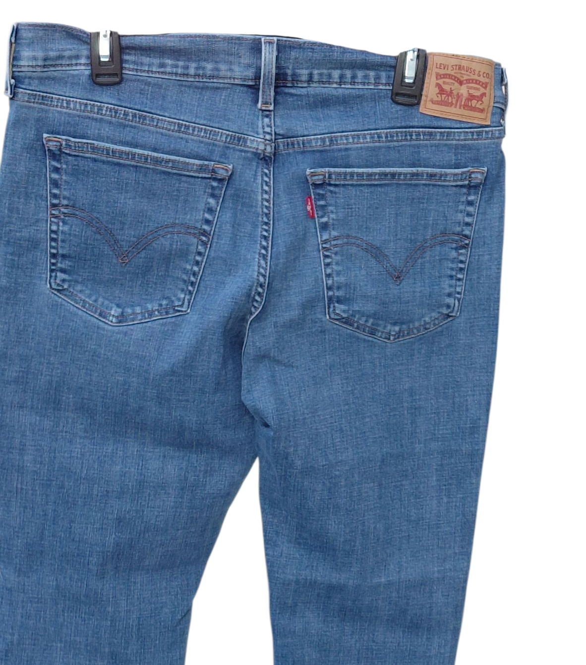 Sku 8219....Women's Preowned Levis Classic Blue Women's Jeans Size W24 L30