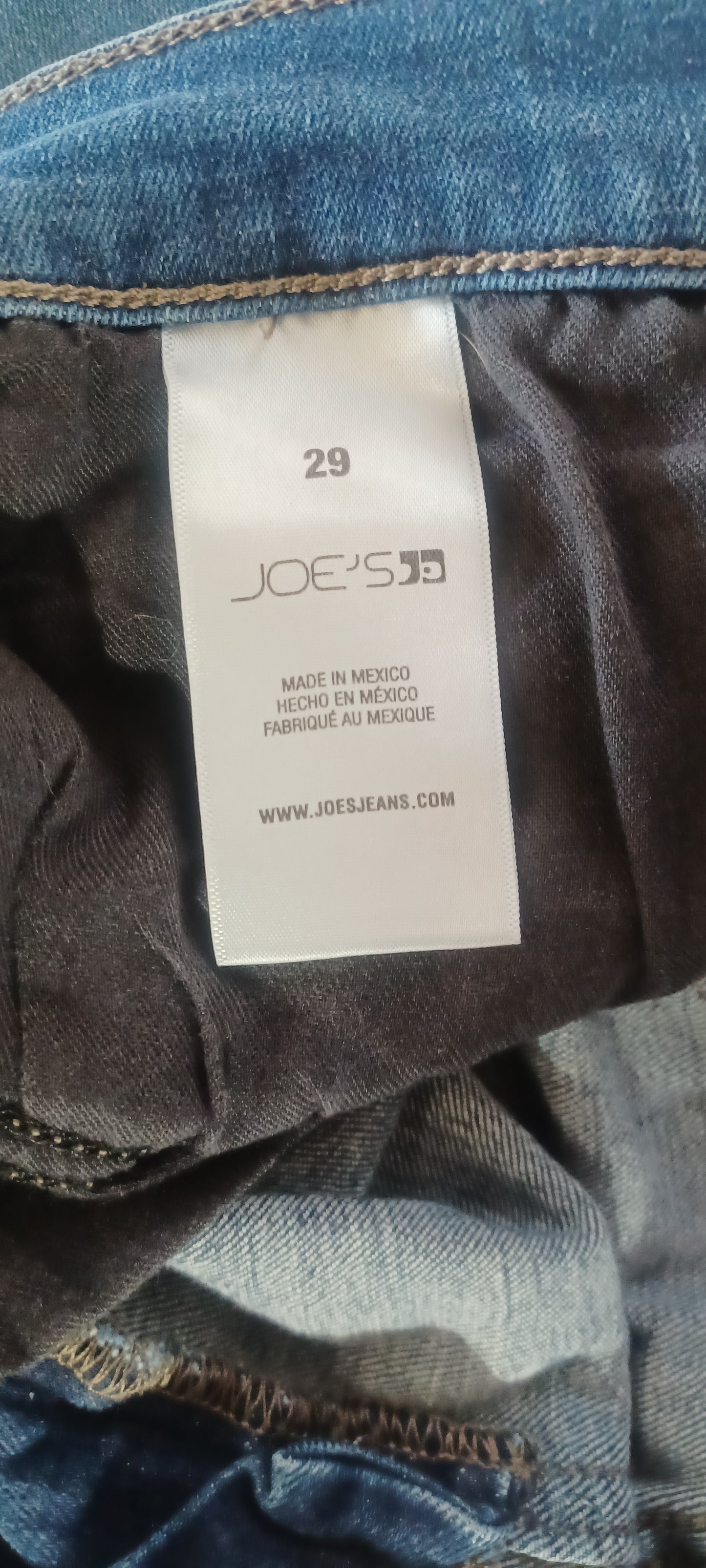 Sku 1009...Preowned Joe's Skinny Jeans Size 29