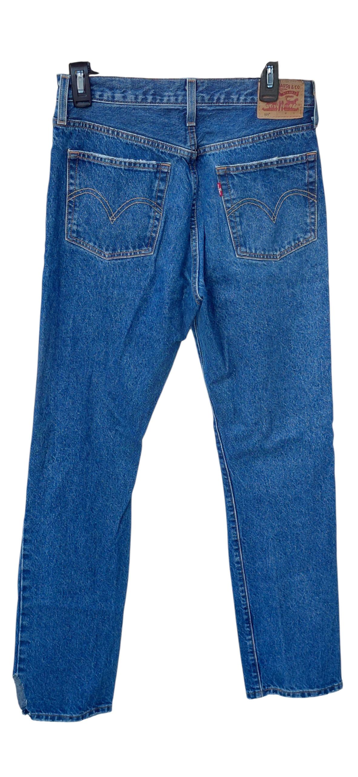 8213....Men's Preowned 501 Levis Distressed Blue Jeans Size W28 L32