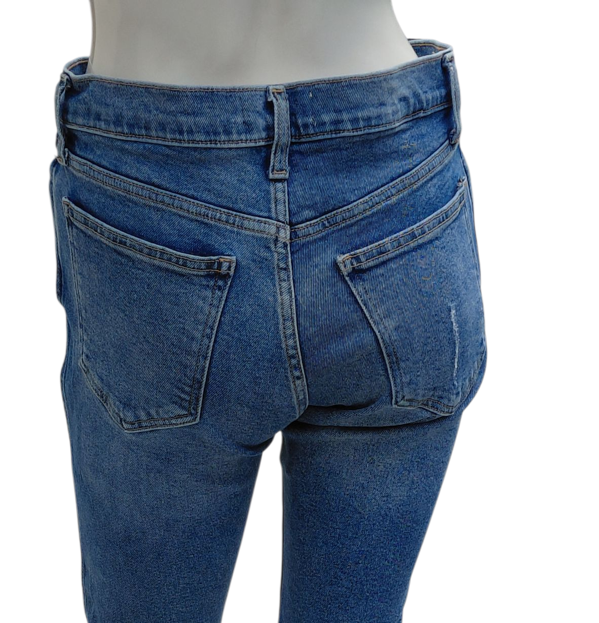 9317....Preowned Women's Gap1969 High Rise Jeans Size 29