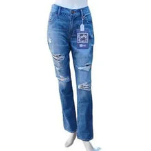 Load image into Gallery viewer, BCBGeneration Straight Leg Jeans Size 32&quot; Waist, 30&quot; Inseam
