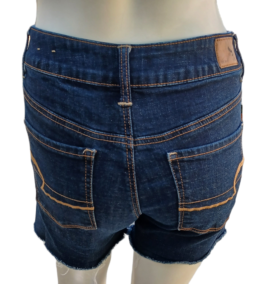 Sku 605434 PRE-OWNED...American Eagle Outfitters Shorts Size 2